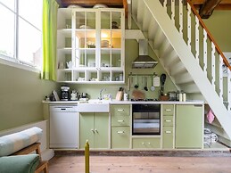 Authentic Mansion in Deil near Lake