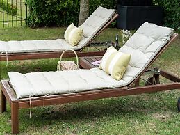 Authentic Mansion in Deil near Lake