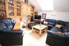Bright Holiday Home in Huttschlag near Mountains Ski Slopes