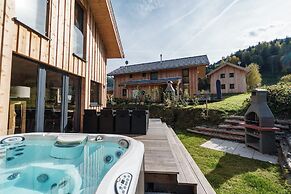 Spacious Chalet With Sauna