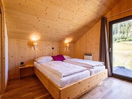 Spacious Chalet With Sauna