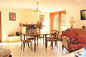 Historic Dordogne Escape