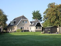 Modern Villa in Groet With Garden