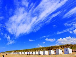 Nice Bungalow With Dishwasher, Near the sea on Texel