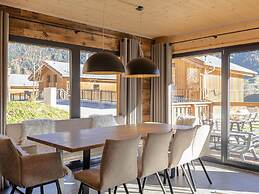 Chalet by the ski Lift With Balcony and Sauna