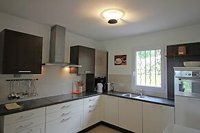 Family-friendly Villa With Pool