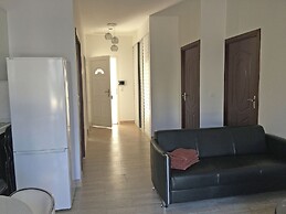 Villa in Montauroux With Pool and Hill Views