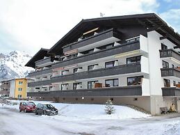Cozy Apartment near Ski Area in Maria Alm