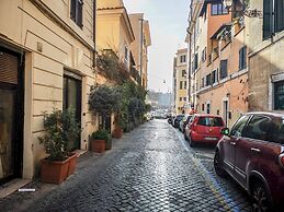 Romaresidence Trastevere Guesthouse