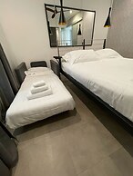 Romaresidence Trastevere Guesthouse