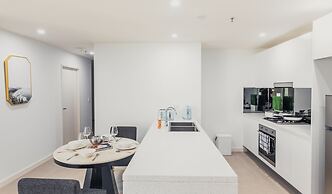 mascot apartment
