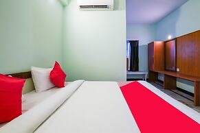 OYO 49253 Raja Residency