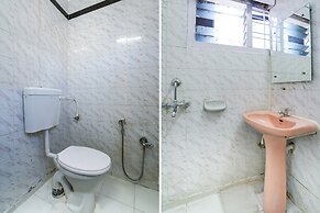 OYO 49253 Raja Residency