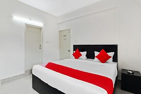 OYO 63021 Hotel Hill 9