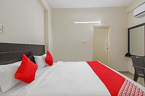 OYO 63021 Hotel Hill 9