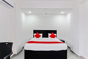 OYO 63021 Hotel Hill 9