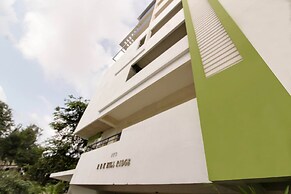 OYO 63021 Hotel Hill 9