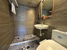 Jinhwa Hotel
