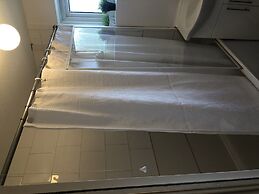 2 bedroom Apartment  Heathrow Airport