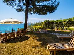 Beachfront Villa by Halkidiki Villas