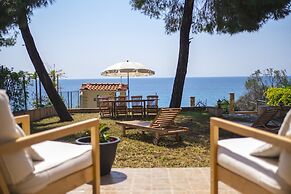 Beachfront Villa by Halkidiki Villas