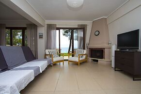 Beachfront Villa by Halkidiki Villas