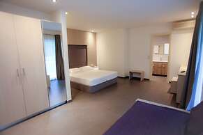 Makris Yialos Apartments