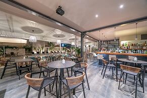 Makris Yialos Apartments