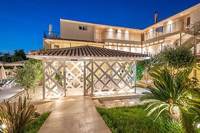 Makris Yialos Apartments