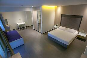 Makris Yialos Apartments