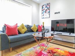 Tudors eSuites Birmingham Townhouse Private Garden Free Parking