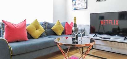 Tudors eSuites Birmingham Townhouse Private Garden Free Parking