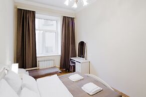 St.Pete Aparts White