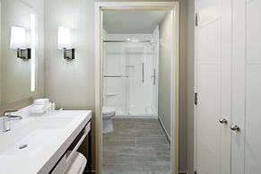 Homewood Suites by Hilton Montreal Midtown, Quebec, Canada