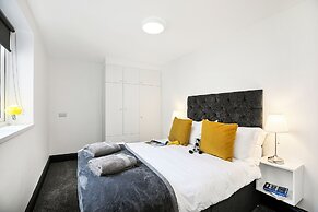 TYME Suites on Kingsway