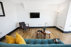 TYME Suites on Kingsway