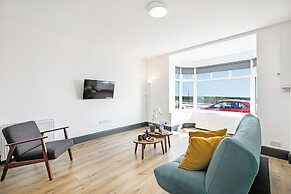 TYME Suites on Kingsway