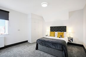 TYME Suites on Kingsway