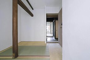 Atelier & Hostel Nagisa-Ura