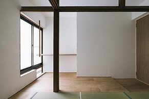 Atelier & Hostel Nagisa-Ura