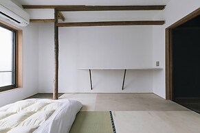 Atelier & Hostel Nagisa-Ura