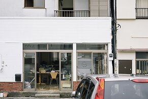 Atelier & Hostel Nagisa-Ura