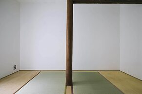 Atelier & Hostel Nagisa-Ura