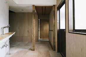 Atelier & Hostel Nagisa-Ura