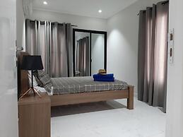 Blue Ocean Apartments  Brufut