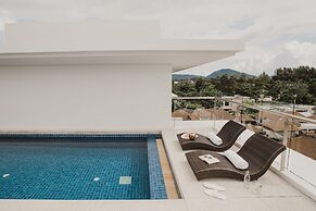 Splash Beach Villa Resort