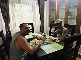 The Majestic Bed & Breakfast