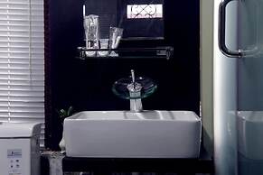 The Majestic Bed & Breakfast