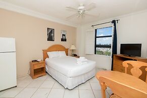 487 Partial Ocean View Hollywood