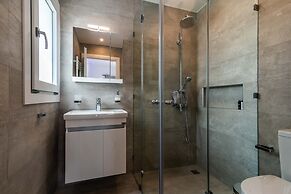 White Rock Milos Suites